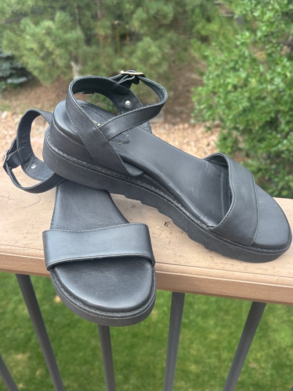 Portland Leather Black Platform Ankle-Strap Sandals